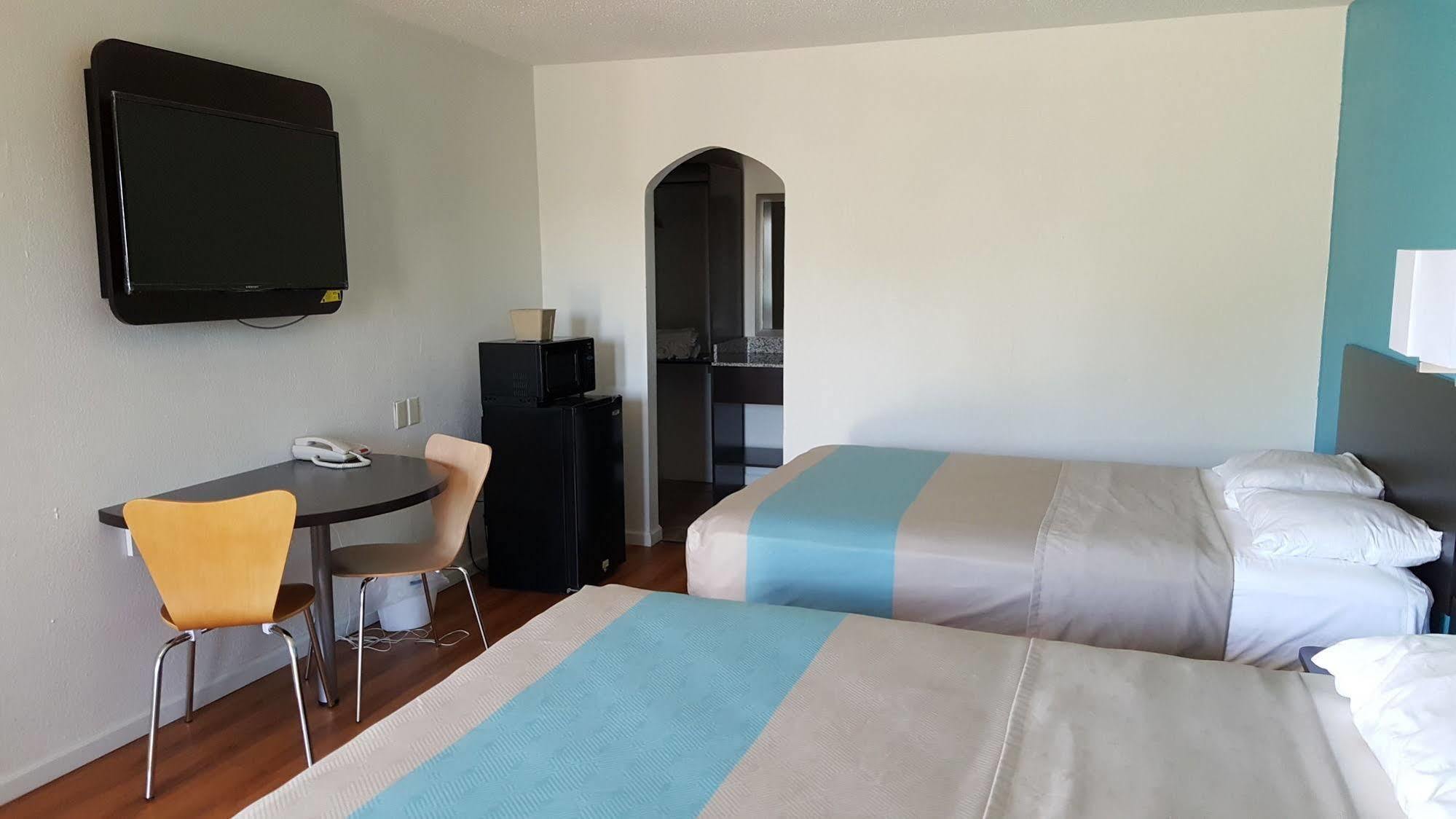 Oyo Hotel Deridder Hwy 171 North Екстер'єр фото